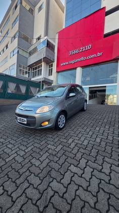 FIAT PALIO 1.4 MPI ATTRACTIVE 8V FLEX 4P MANUAL FIAT PALIO 1.4 MPI ATTRACTIVE 8V FLEX 4P MANUAL
